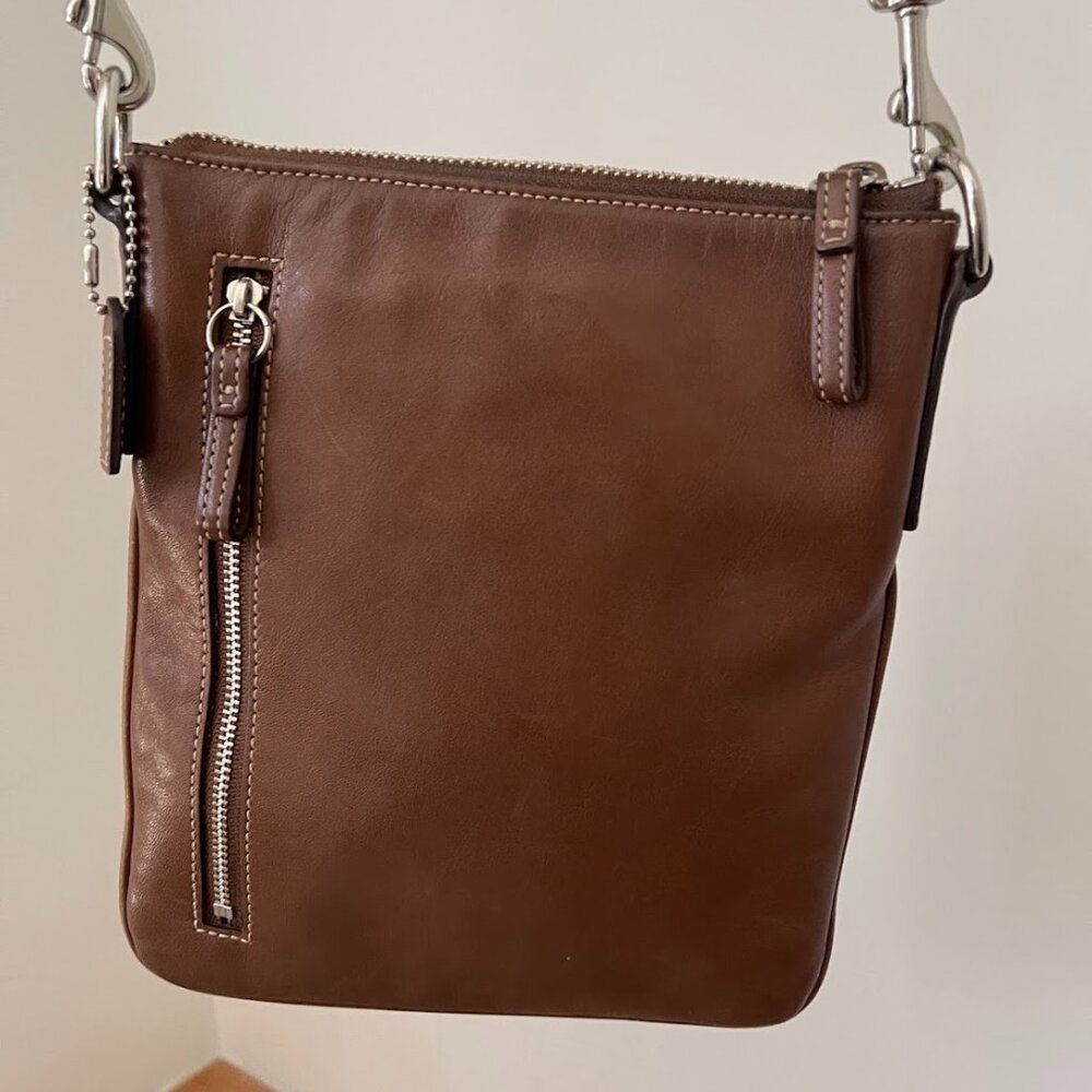 Vintage Coach Hampton Swing Pack crossbody bag - Picture 4 of 10